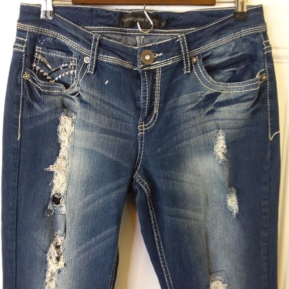 Twenty-one black five pocket distressed curvy slim bootcut jeans - Picture 2 of 16